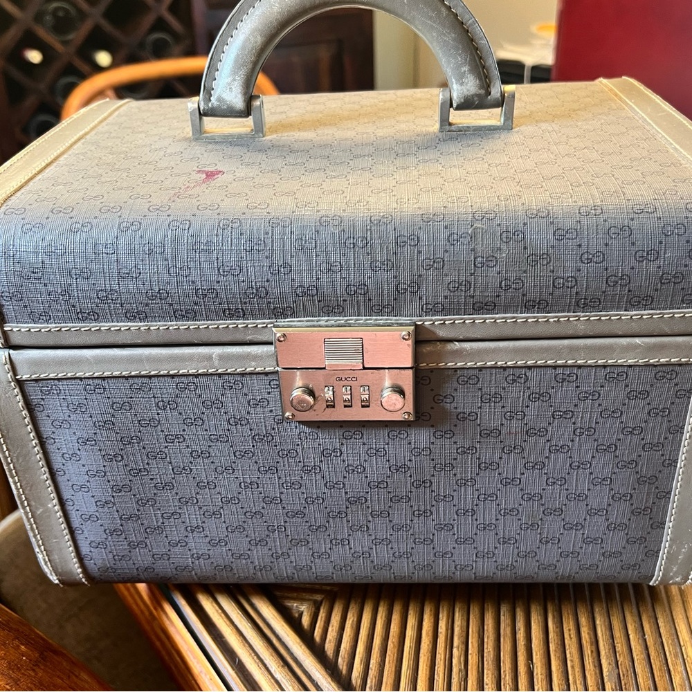 Vtg 80’s Gucci Train case vanity case large